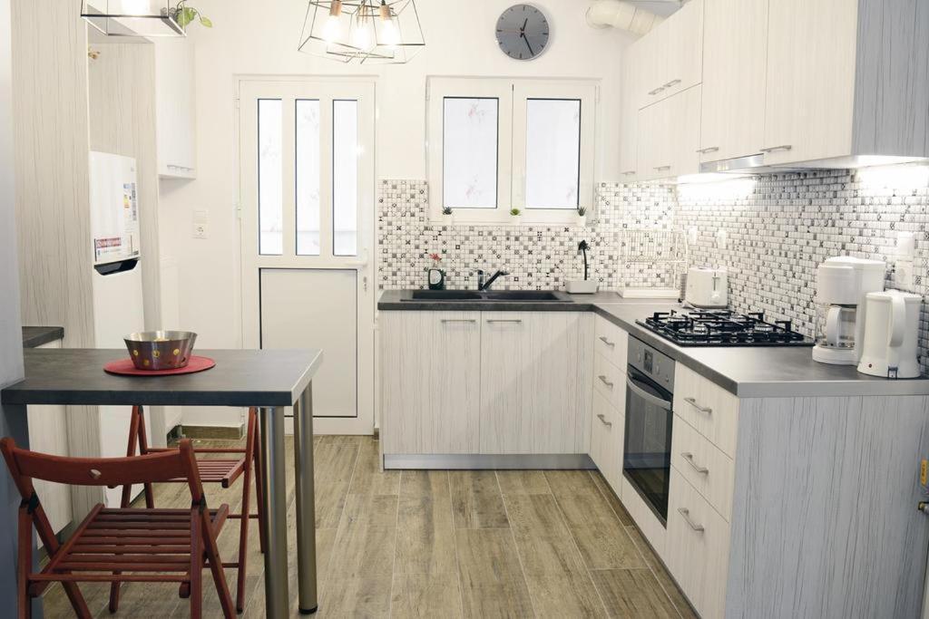 Athens City Poppy'S Dreamy Apartment, Thissio Extérieur photo